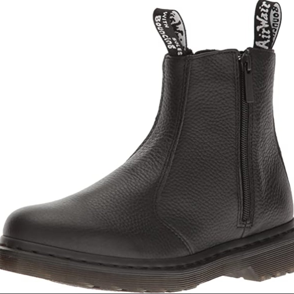 NWT Dr. Martens Women's 2976 Chelsea Boot with Zips Size 10